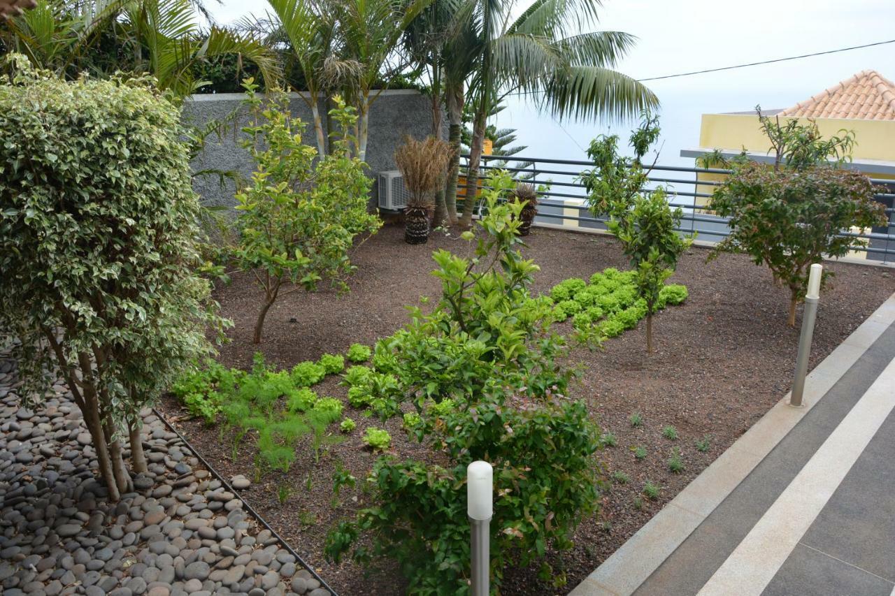 Sea And Sun 4 You - Choupana House Villa ฟุงชาล ภายนอก รูปภาพ